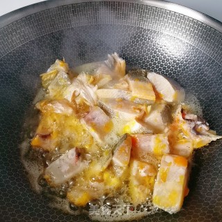 红烧黄花鱼块的做法步骤：4