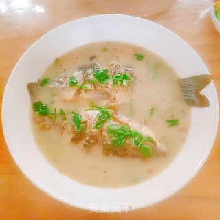 鲫鱼汤的做法步骤：7