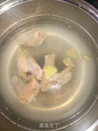 鸡翅根卤蛋的做法步骤：3