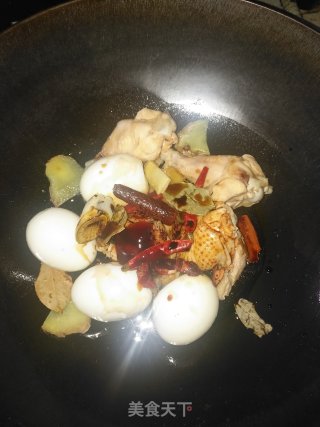 鸡翅根卤蛋的做法步骤：6