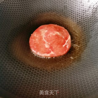 煎牛排的做法步骤：6