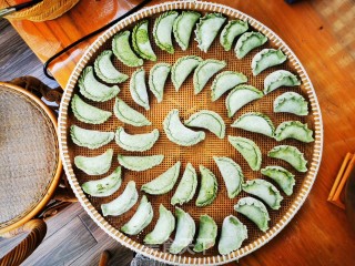 【清明果】艾草青饺的做法步骤：12