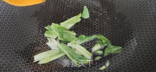 椰子油炒鸡蛋的做法步骤：3