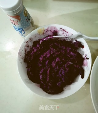 紫薯糯米饼的做法步骤：1