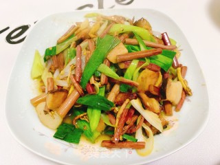 蕨菜炒腊肉的做法步骤：10