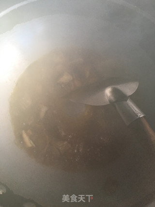 肉烧番薯粉圆子的做法步骤：4