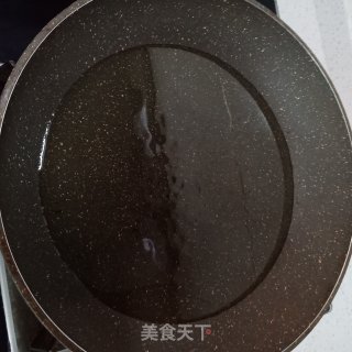 煎红薯饼的做法步骤：4