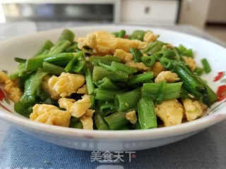 菠菜梗炒鸡蛋的做法步骤：11
