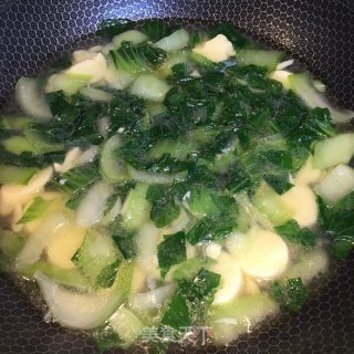 玉脂豆腐青菜高汤的做法步骤：5