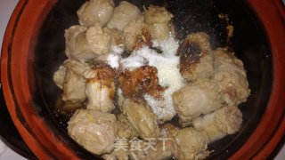 麻辣卤鸭脖的做法步骤：3