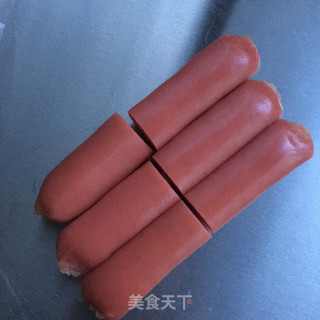 香肠牛角酥的做法步骤：4