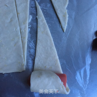 香肠牛角酥的做法步骤：5