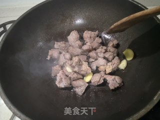 番茄土豆炖牛肉的做法步骤：3