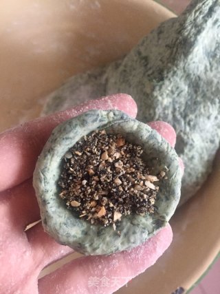 黑芝麻花生青团的做法步骤：6
