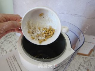 香甜丝滑的米糊的做法步骤：2