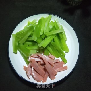 鲜汤莴笋的做法步骤：3