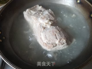 梅菜扣肉的做法步骤：4