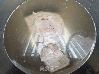 梅菜扣肉的做法步骤：8