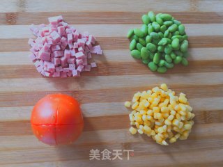 番茄焖饭的做法步骤：1