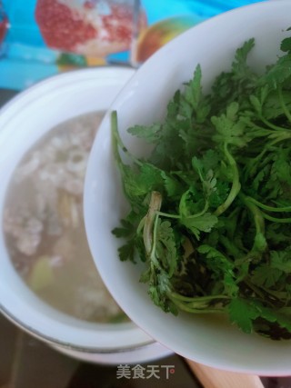 菊花芽酥肉汤的做法步骤：6