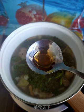 菊花芽酥肉汤的做法步骤：7