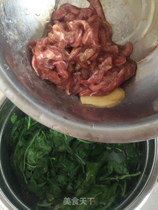 枸杞叶肉丝汤的做法步骤：8
