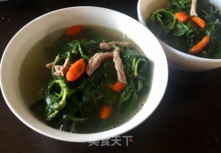 枸杞叶肉丝汤的做法步骤：11