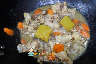 12个月以上辅食咖喱鸡腿饭的做法步骤：8