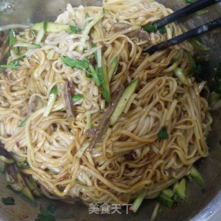 牛肉丝拌面的做法步骤：9