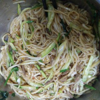 牛肉丝拌面的做法步骤：10