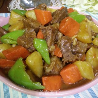 牛腱子炖土豆红萝卜的做法步骤：10