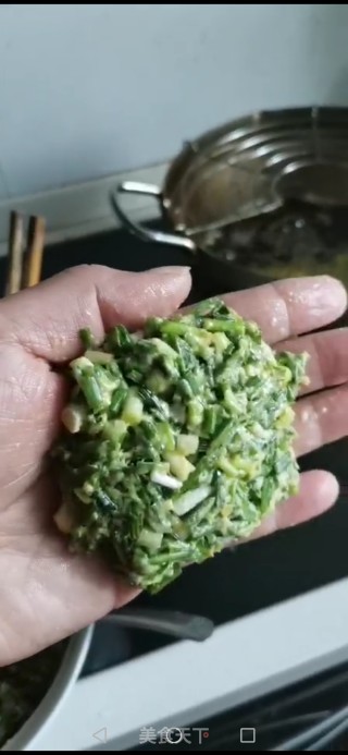 小蒜粑的做法步骤：2