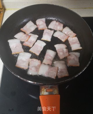 美味披萨～电饼铛版的做法步骤：4