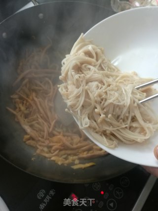 健脑益智金针黄花炒蛋的做法步骤：10