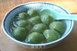 带尾巴的艾草鲜肉汤圆的做法步骤：12