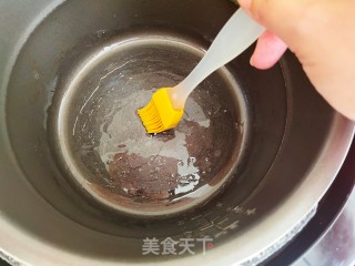 电压力锅红烧大鹅的做法步骤：2