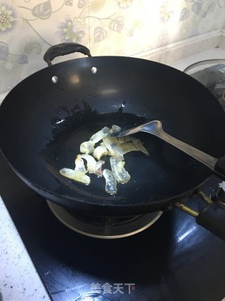 莴笋炒腊肉的做法步骤：3