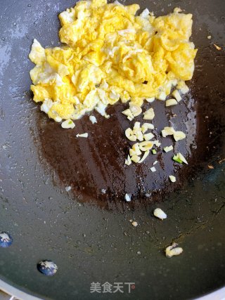 豆苗炒鸡蛋的做法步骤：6
