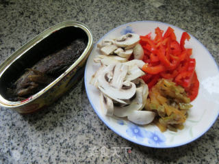 豆豉鲮鱼杂炒的做法步骤：1