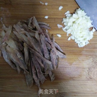牛腱子拌黄瓜丝的做法步骤：2