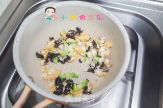 10个月以上辅食青菜肉末豆腐泡面条的做法步骤：3