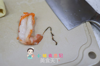 10个月以上豆腐皮虾仁汤的做法步骤：2