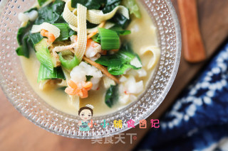 10个月以上豆腐皮虾仁汤的做法步骤：9