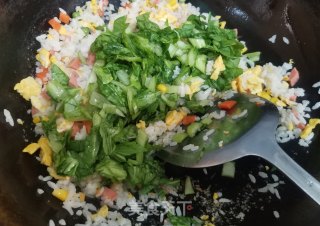 蛋炒饭的做法步骤：7