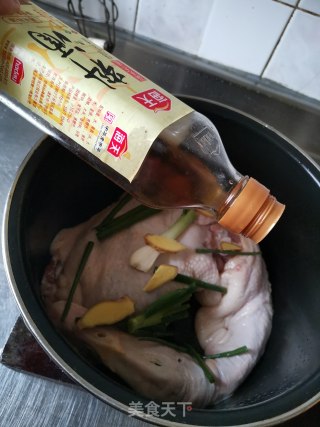 酱油鸭—不用烤箱的烤鸭的做法步骤：3