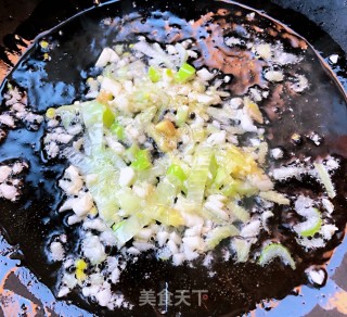 芦笋炒肉片的做法步骤：5