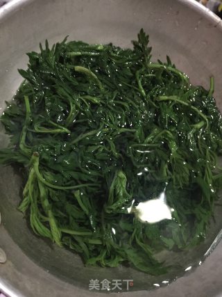 艾叶蛋汤的做法步骤：3