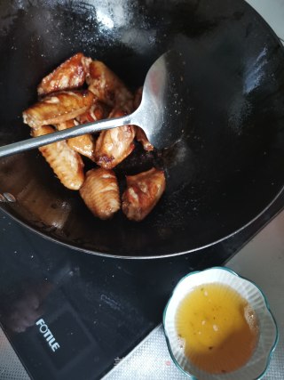 可乐鸡翅的做法步骤：5
