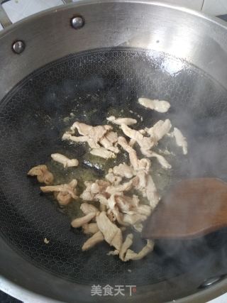 马兰头炒肉丝的做法步骤：1