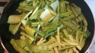 蒜蓉油麦菜的做法步骤：4